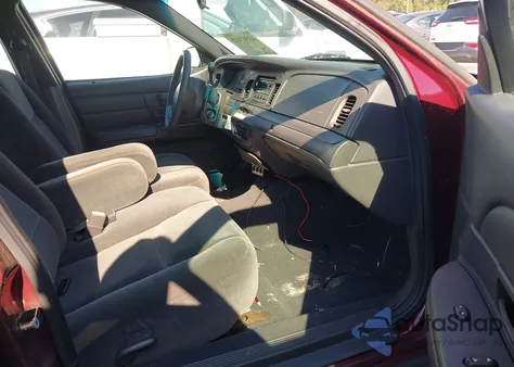 2005 Ford Crown Victoria Police z USA, uszkodzony, nr VIN 2FAFP71W95X175783